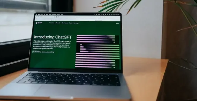 Financials Face-off: Sage 100 ERP vs. Cloud